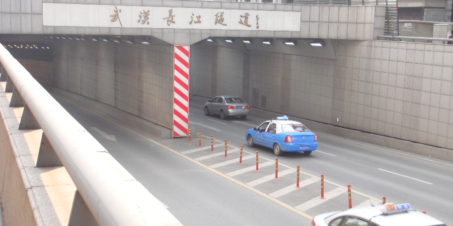 詹天佑獎(jiǎng)項(xiàng)目、SMW工法：武漢長江隧道