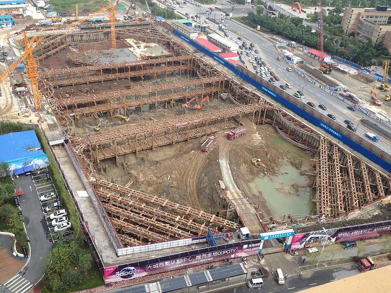 基坑支護(hù)鋼支撐